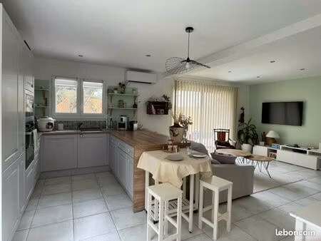 maison familiale et récente sur les hauteurs de pignan 108m2