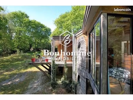 maison 8 pièces 210 m²