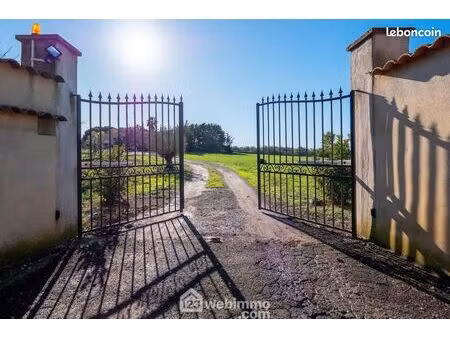 terrain 2 000 m² agde