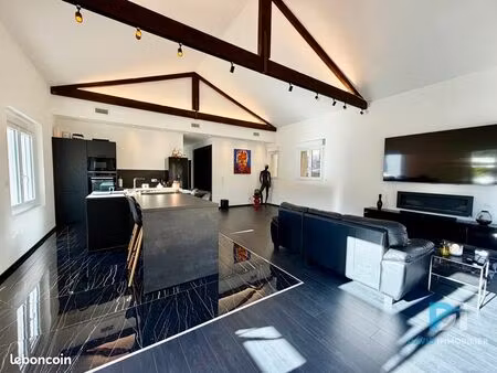 maison 3 pièces 108 m²