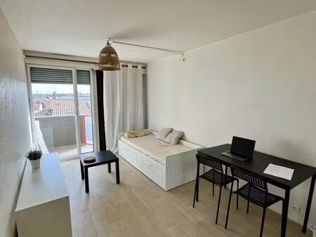 studio meublé  terrasse + parking - pellegrin