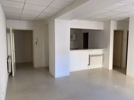 appartement 3 pièces 70 m²