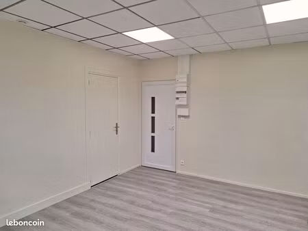 a louer bureau 32m² à bruges