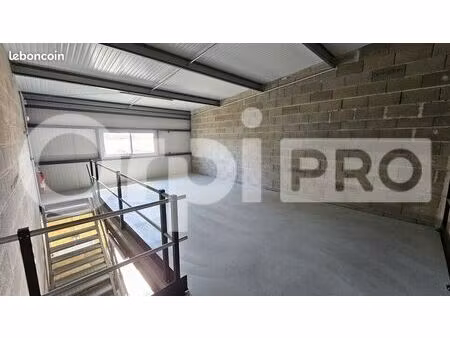 local d'activité 125 m²