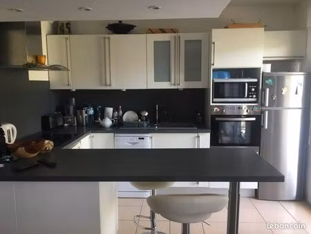 appartement t3 55m2 et 10m2 de terrasse