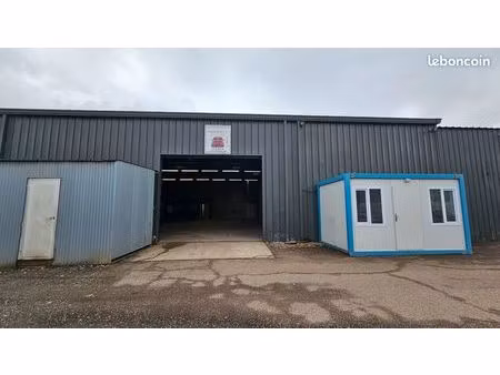 location pro | local industriel / bâtiment | 240 m² | cadaujac