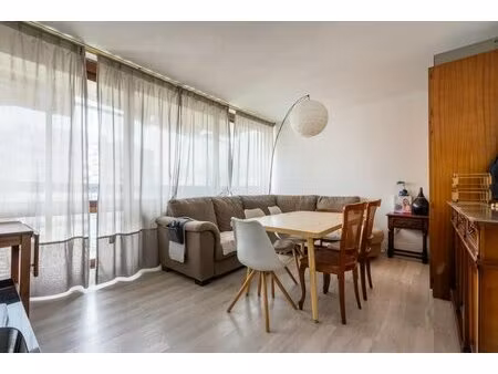 appartement de 5 pièces de 92 m² à fontenay-sous-bois
