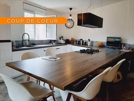 vente maison à montreuil-le-gast (35520) : à vendre / 190m² montreuil-le-gast