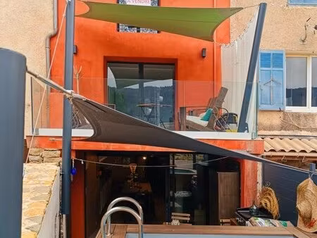 maison de 3 pièces de 90 m² à signes