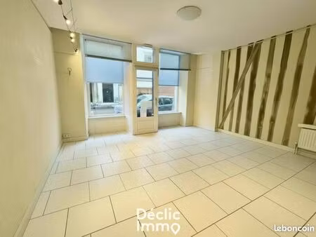 bureau 50 m²
