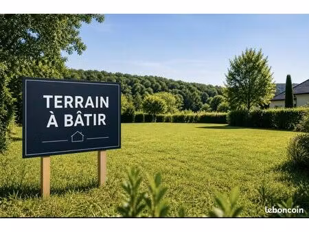 terrain 894 m² saint-cyr-sur-loire