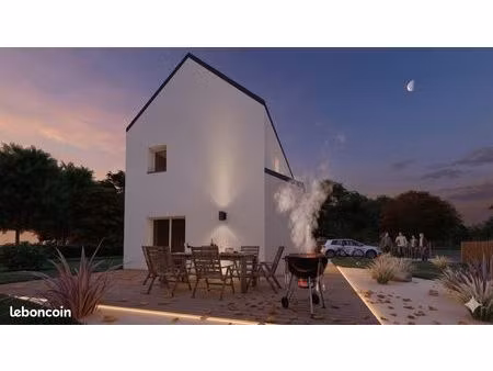 maison 92 m² pleine fougeres