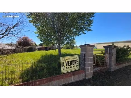 terrain 1048 m² poulaines