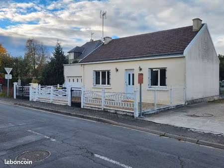 plain-pied lumineux avec jardin et garage