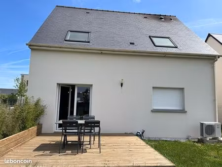 maison 5 pièces 104 m²