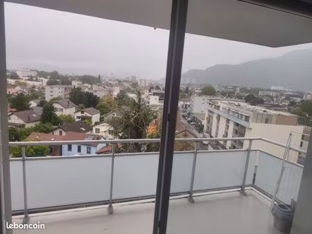 t2 meuble ou pas disponible en location