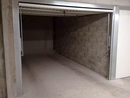 garage à loué