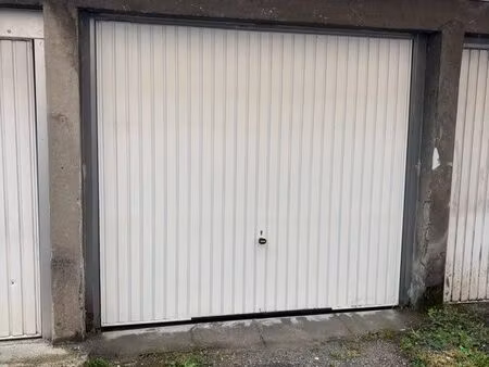 garage box fermé