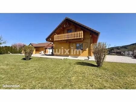 chalet 4 pièces 115 m²