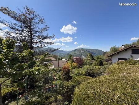 maison 5 pièces 130 m²