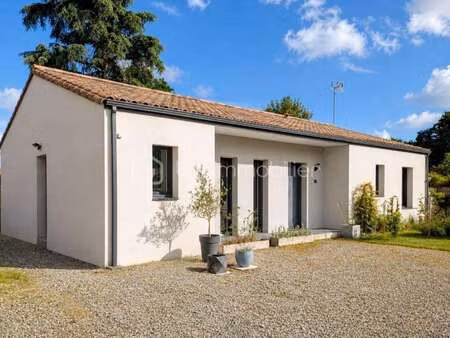 vente maison à l'herbergement (85260) : à vendre / 104m² l'herbergement