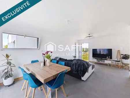 vente maison à locmaria-grand-champ (56390) : à vendre / 88m² locmaria-grand-champ