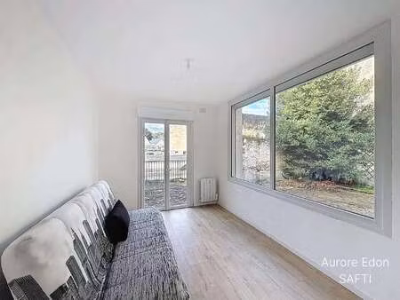 vente maison à segre (49500) : à vendre / 102m² segre
