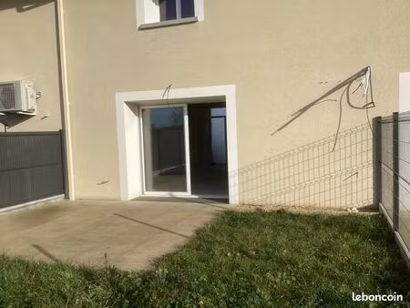 plateau en duplex à aménager avec jardinet