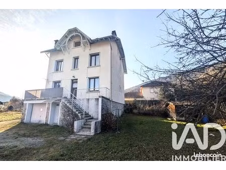 immeuble 181 m² allevard