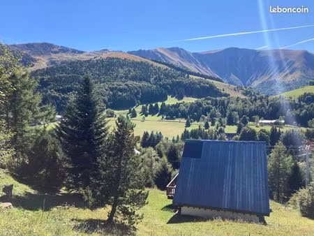 chalet 6 pièces 103 m²