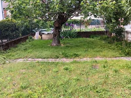 maison individuelle en parfait etat et au calme