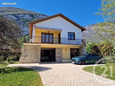 maison 5 pièces 129 m²