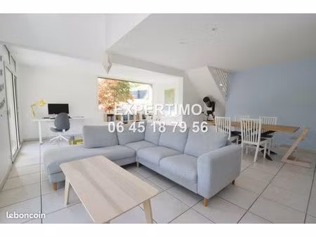 maison 6 pièces 140 m²