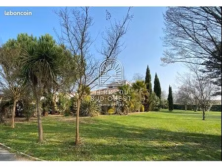 villa 8 pièces 257 m²