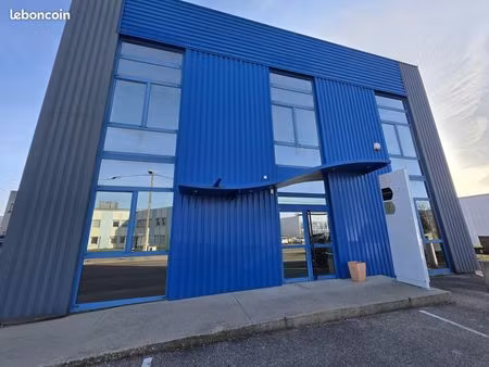 bureaux 120 m² rives
