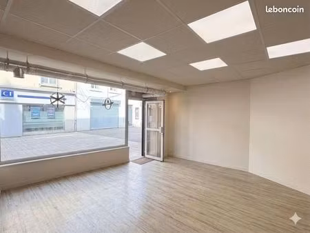 local commercial 35 m²