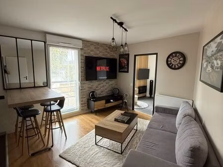 t2 récent 38m² + parking sécurisé