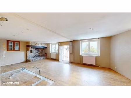 chambles _ vente au plus offrant sous pli cacheté _ appartement