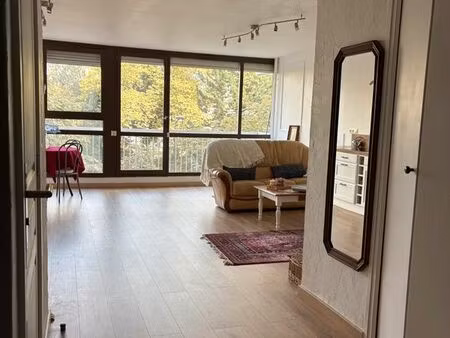 t2 à vendre