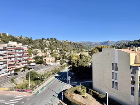 2 pièces à louer  cagnes-sur-mer  centre ville
