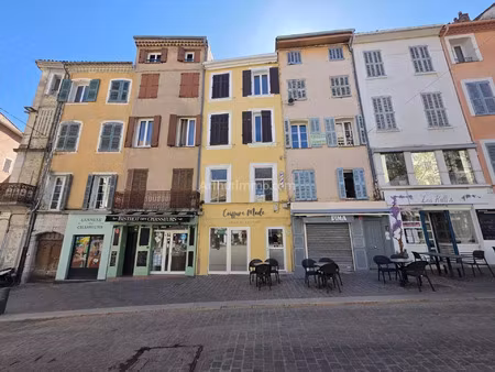 vente immeuble 10 pièces 273 m2 à draguignan