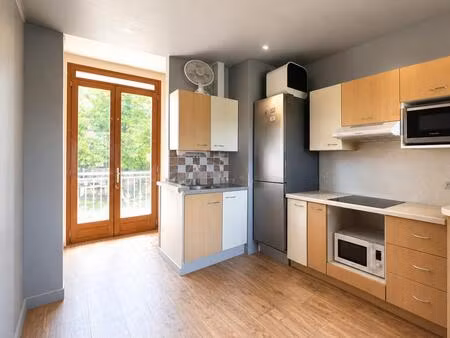 appartement t2 avec balcon