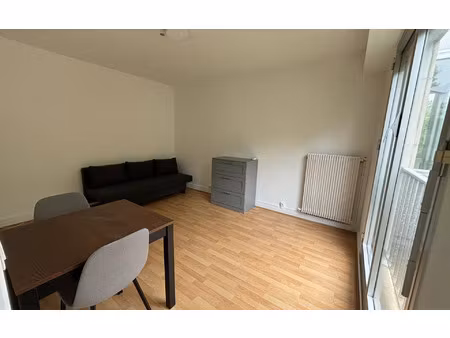 location appartement  22.9 m² t-1 à l'haÿ-les-roses  742 €