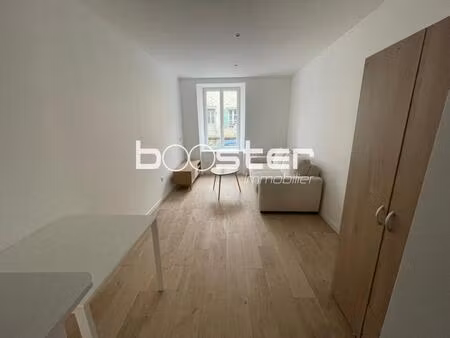 appartement meublé refait à neuf avec jardin privatif en centre-ville de saint-yrieix-la-p