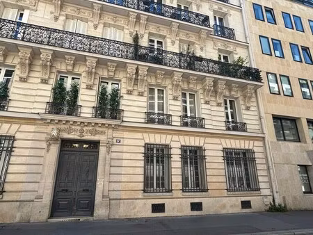 location bureaux 76 m²