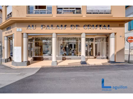 vente commerce 5 pièces 241 m² hendaye (64700)