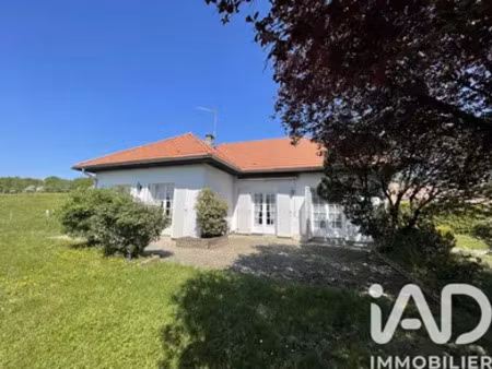 maison à langres (52200)