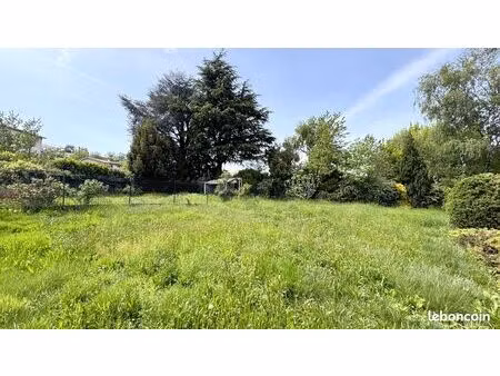 terrain constructible avec projet de villa contemporaine – vente terrain seul possible