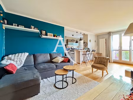 vente appartement 4 pièces  81.00m²  bois