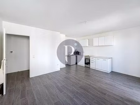 exclusivité - t3 drancy - 2 balcons - 1 place de parking en sous-sol